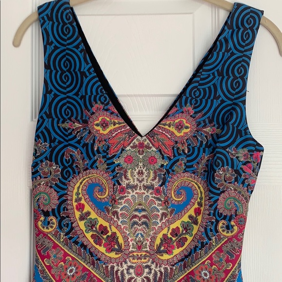 Pattern dress - Picture 3 of 4